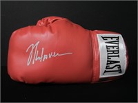 Julio Cesar Chevez signed boxing glove COA