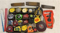 Lot of Measuring Tapes: Stanley, Milwaukee,