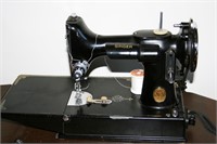 Singer Feather Weight Sewing Machine AF549535