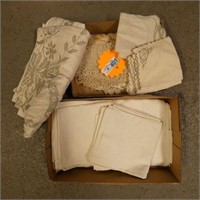 Doilies, Linens, Tub Lot