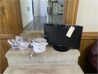 Small TV, slicer and small crock pot