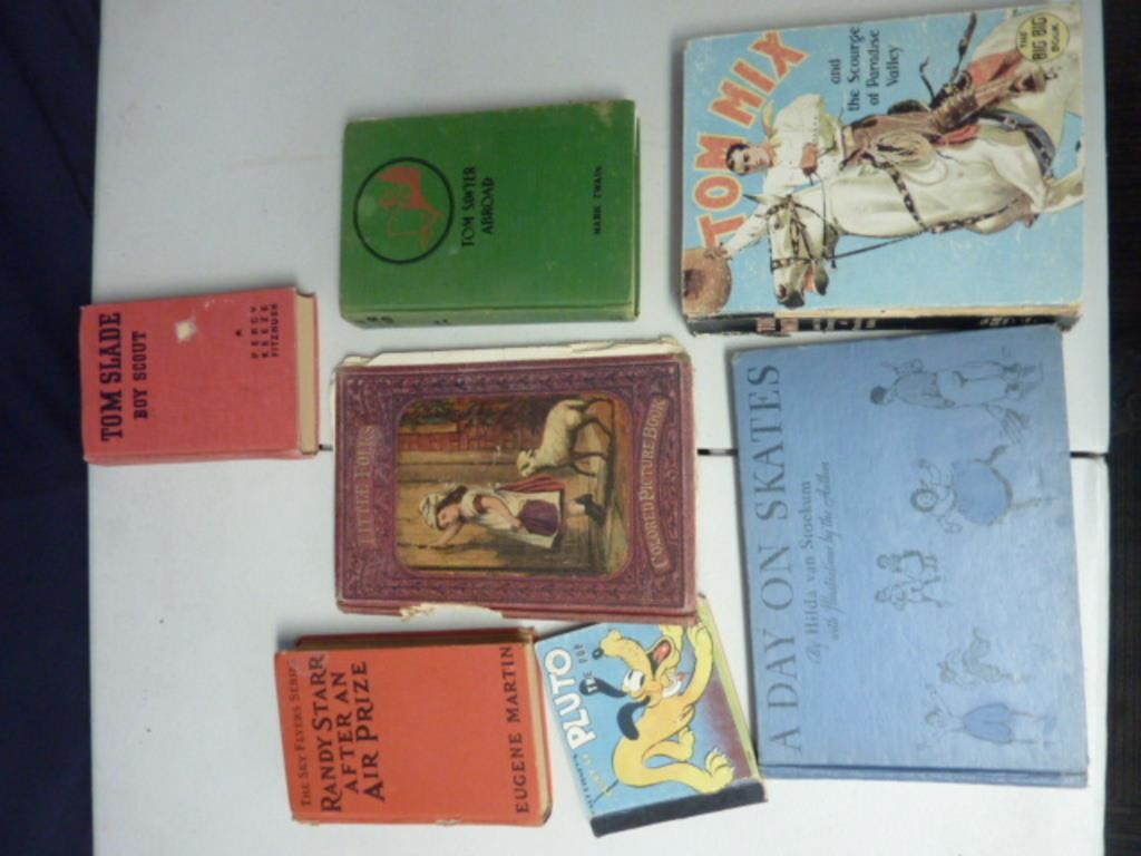 ASSORMENT OF 7 VINTAGE CHILDREN'S BOOKS