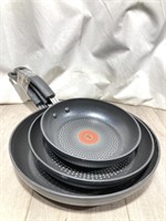 Tfal Skillet Set *pre-owned