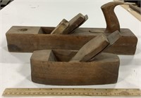 2 vintage wooden planes