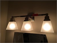 3 Bulb Light Fixture - 20"