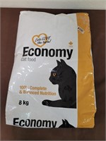 Economy cat food aprox 8kg (store damaged)