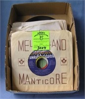 Mixed group of vintage 45 RPM records