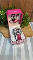 Disneys Minni Mouse Watch. Pink Leather Band.