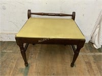 UPHOLSTERED  WOODEN SEAT