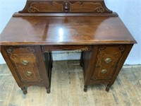 ANTIQUE DRESSING TABLE WITH MIRROR