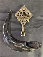 Brass Shalom Trivet & Hollow Horn