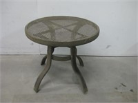 20"x 17.5" Decorative Metal Table Or Stand