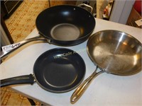 Skillets lot of 3