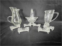 Lot of glass décor (incl. 2 glass pitchers)