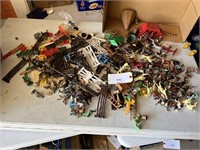LARGE LOT OF OLD COWBOY AND INDIAN TOYS THOUGHT