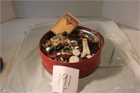 TIN OF OLD BUTTONS