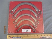 New Snap-On 5pc Half Moon Box Wrench Set