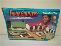 Farm Country Farmstead Set NIB 1/64