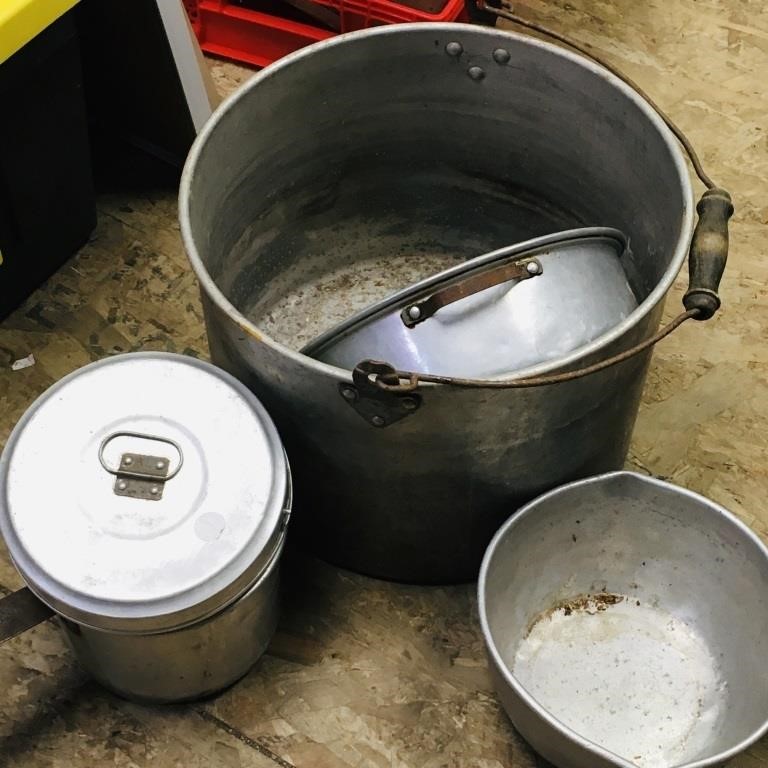 Lot Of Vintage Aluminum Cookware