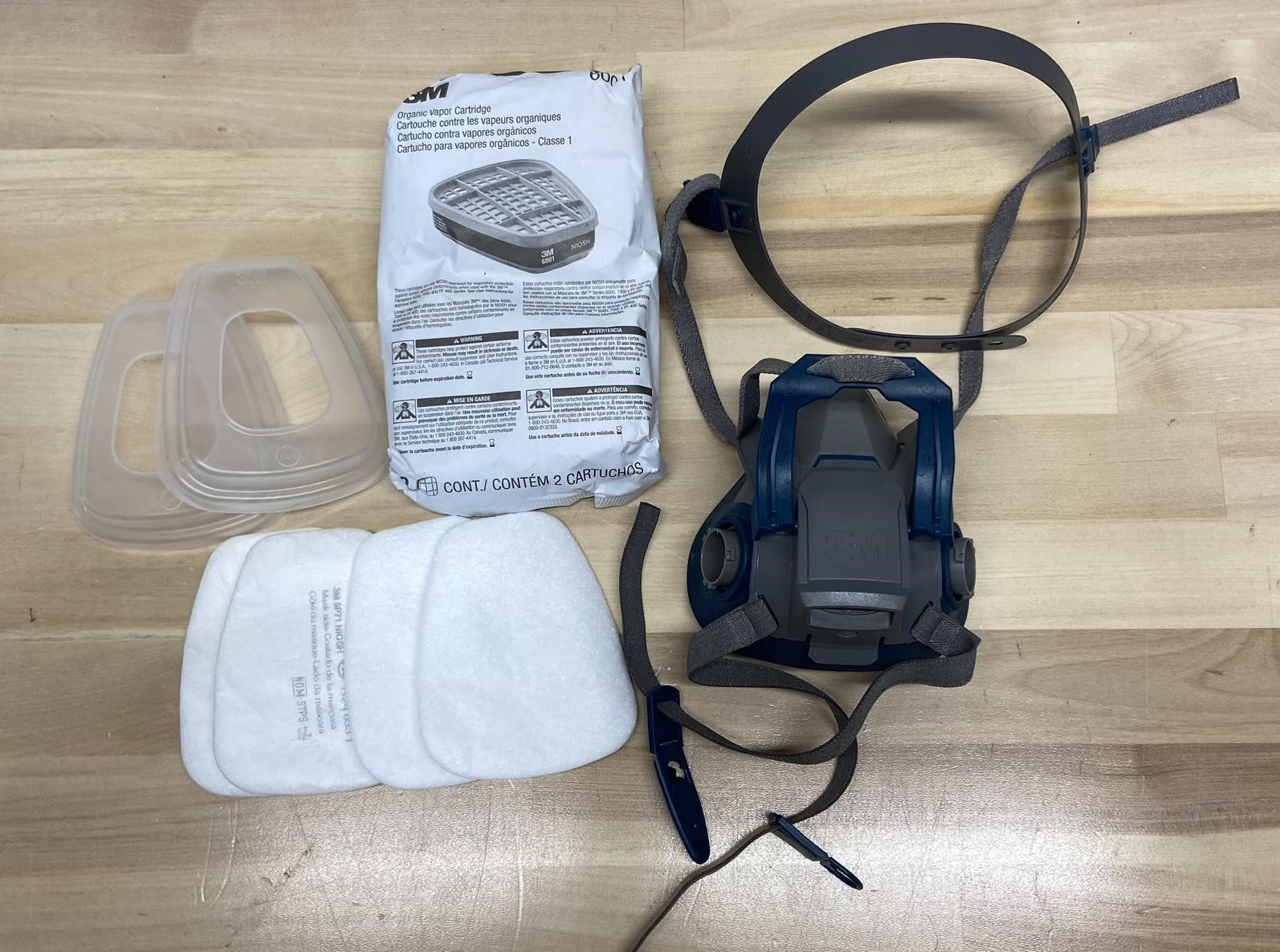 3M Face Respirator With Filters