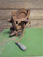 Antique Cast Iron Corn Sheller
