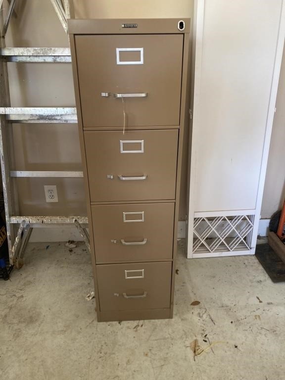 Anderson Hickey 4 drawer file cabinet. No lock