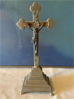 Metal crucifix 10" tall