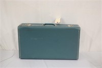 Vintage Suitcase As Is, 25.5" x 15" x 7.5"