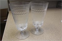 Set of 2 Etched Glass Water Tumblers
