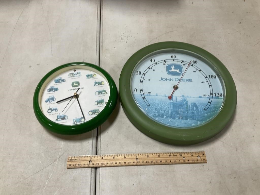 John Deere Battery Op Clock & Thermometer