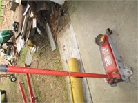 floor jack, unkown capacity