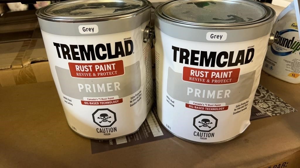 2 cans tremclad rust paint grey primer 3.78L