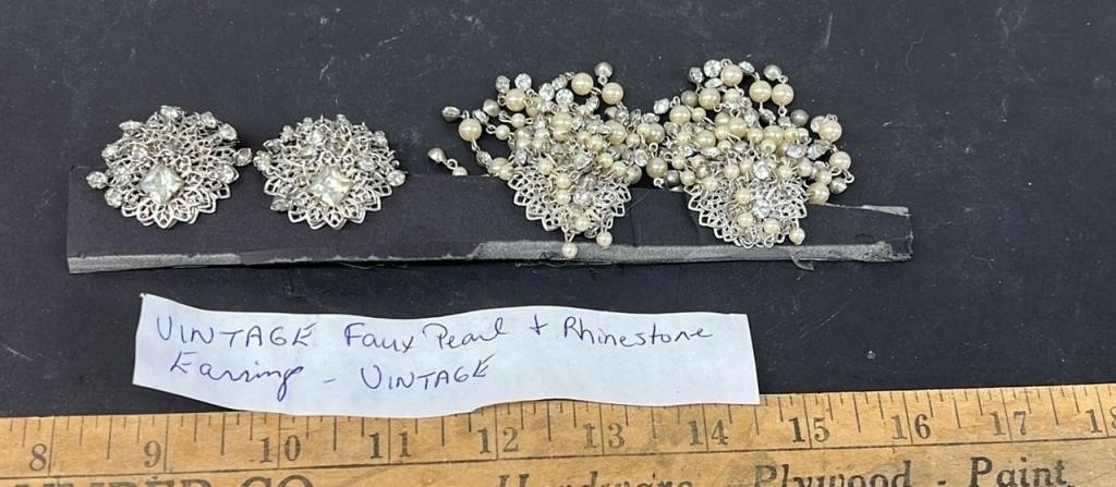 Vintage Faux Pearl and Rhinestone Earrings. #SC