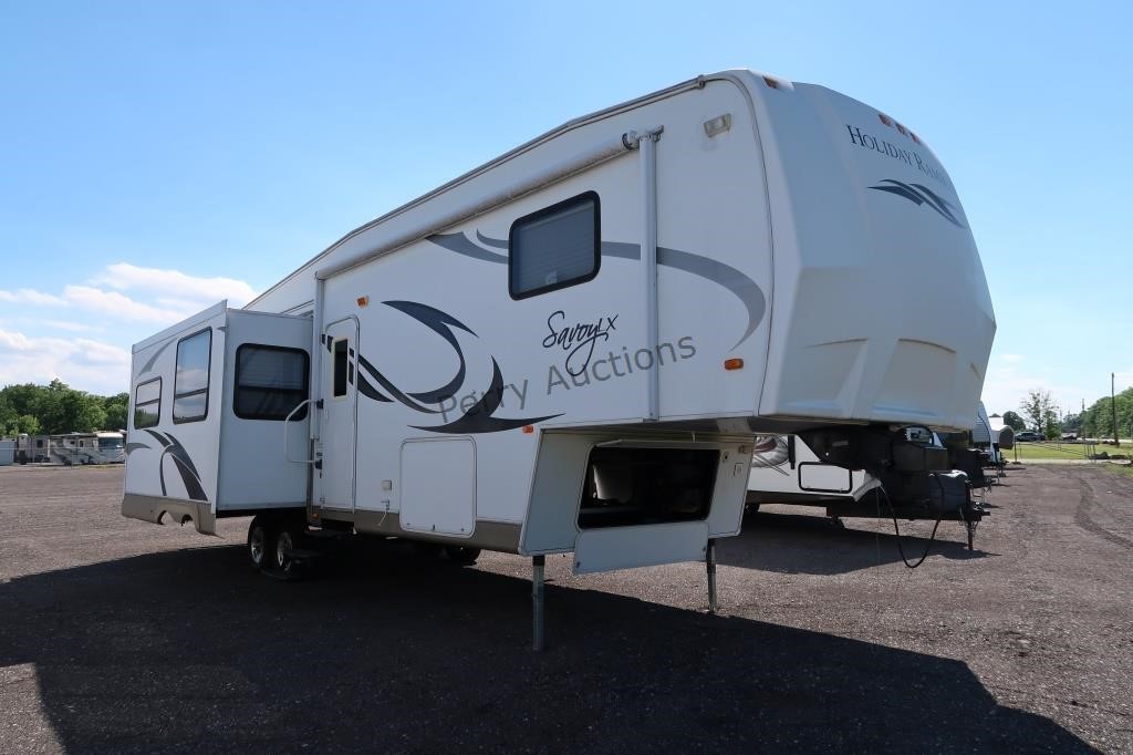 USED 2011 MONACO SAVOY 31SKT 51U3B1N22BW350255