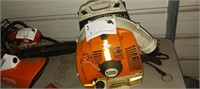 x1 STIHL GAS BACKPACK BLOWER BR430