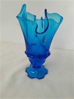 Vintage 7.5 in fenton glass colonial blue