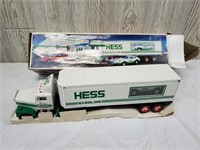 Hess gasoline semi with car model in box