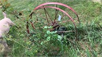 Yard art wagon wheels