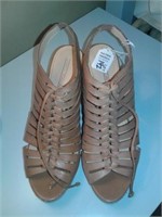 Ladies Shoes Circa Joan David Wedge Size 9