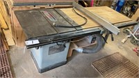 Delta unisaw  table saw. Runs great 34 inches