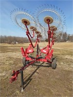 AggMaxx 8 Wheel hay rake w/Kicker