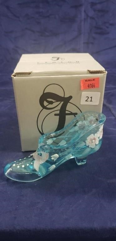 (1) Fenton Blue Slipper w/ Box (2.5" Tall)