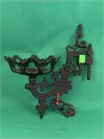 Cast Oil Lamp Wall Bracket