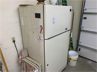 Refridgerator & Freezer