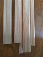 Wood moulding 4- 10' & 1- 6' , not finger joint