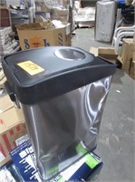 Better Homes Recycling Step Can