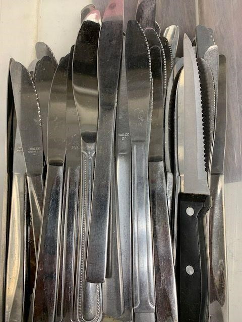 Large lot of  50 knives heavy duty quality