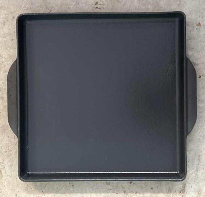 Square Zakarian Cast Iron Pan