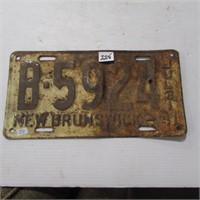 1941 NB LICENCE PLATE-BADLY RUSTED