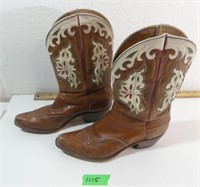 Ladies Cowboy Boots, used